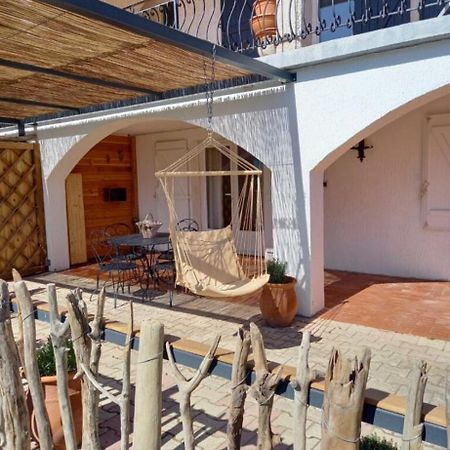 Les Flo Location Aigues-Mortes Exterior foto